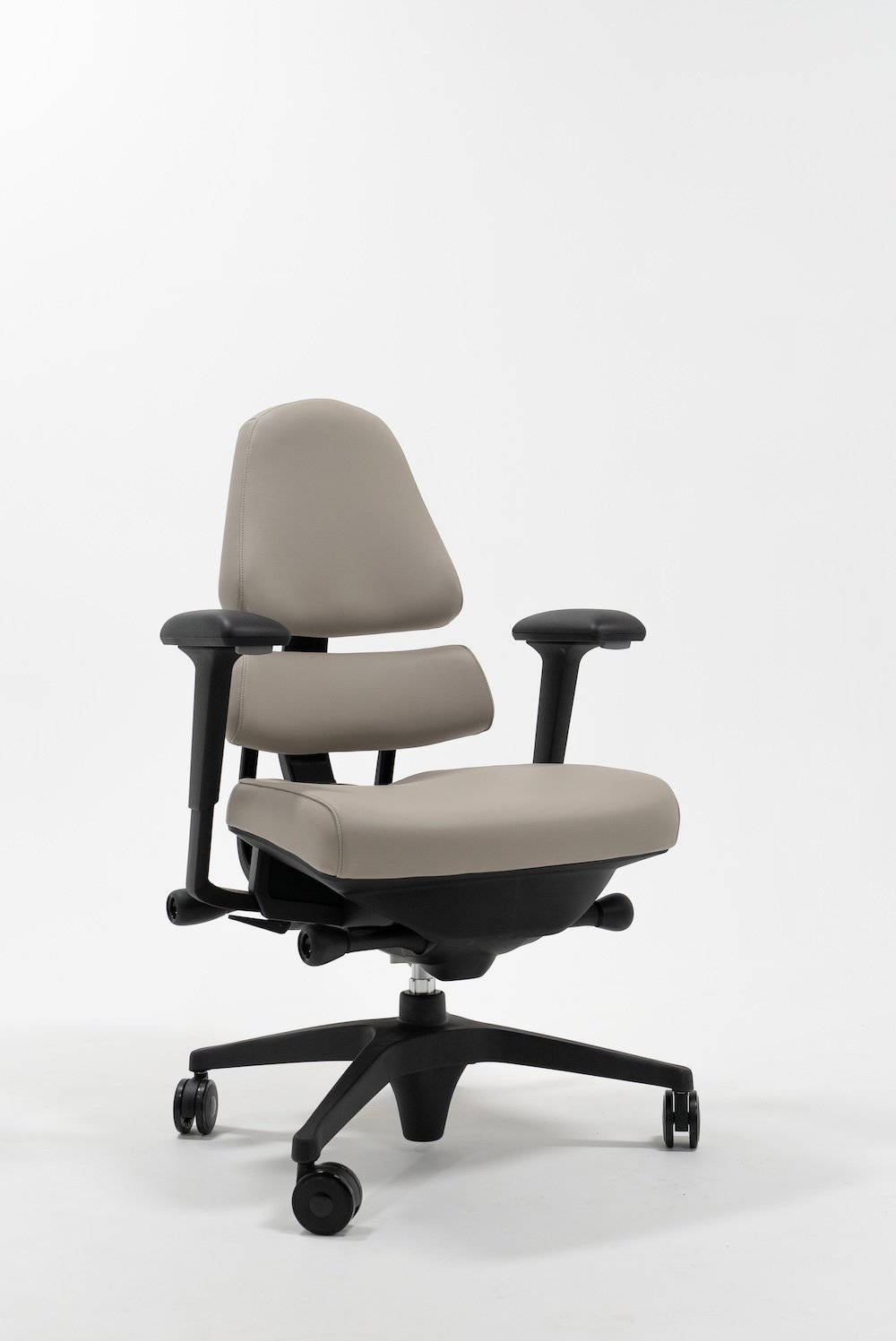 Onyx-DunePort-Walnut_Front